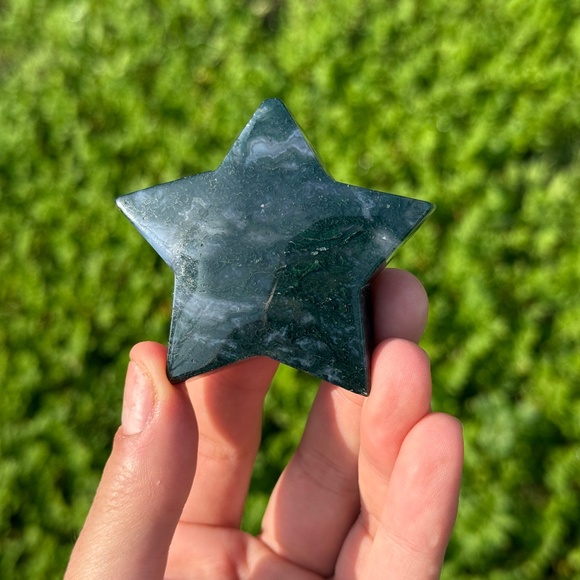 Moss Agate Star Carving | Crystal for Abundance and Luck - Picture 1 of 5